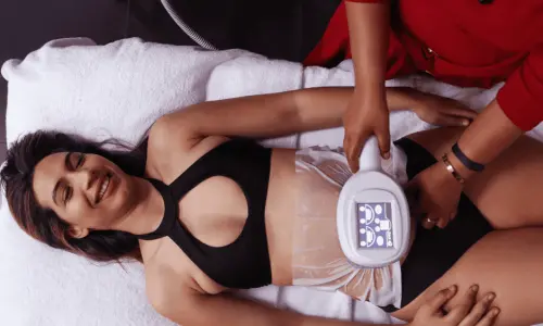 Navigating the Mind: Essential Psychological Strategies for Recovering from Muscle injury 3 Woman having Body Sculpting treatment post injury Waltham Abbey